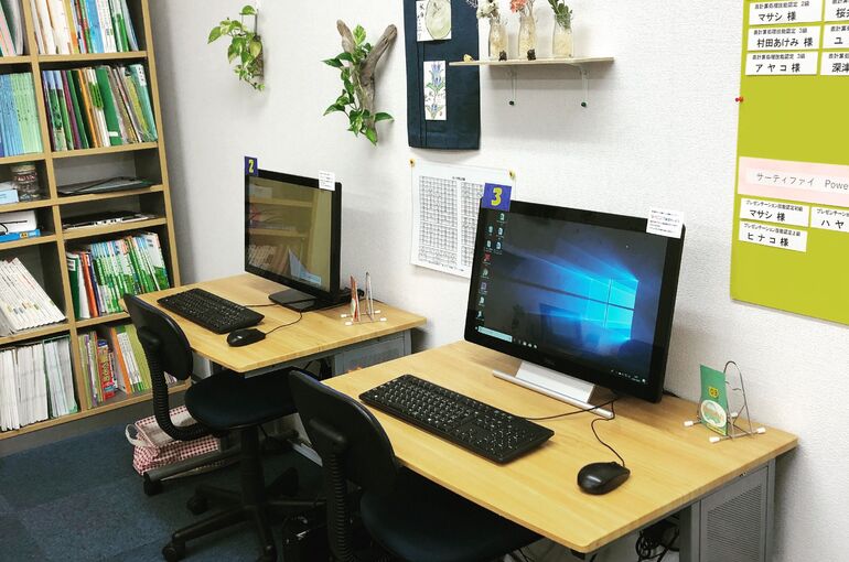 5313DCDD-B4AA-4AB0-82E8-EFF3917C7E78